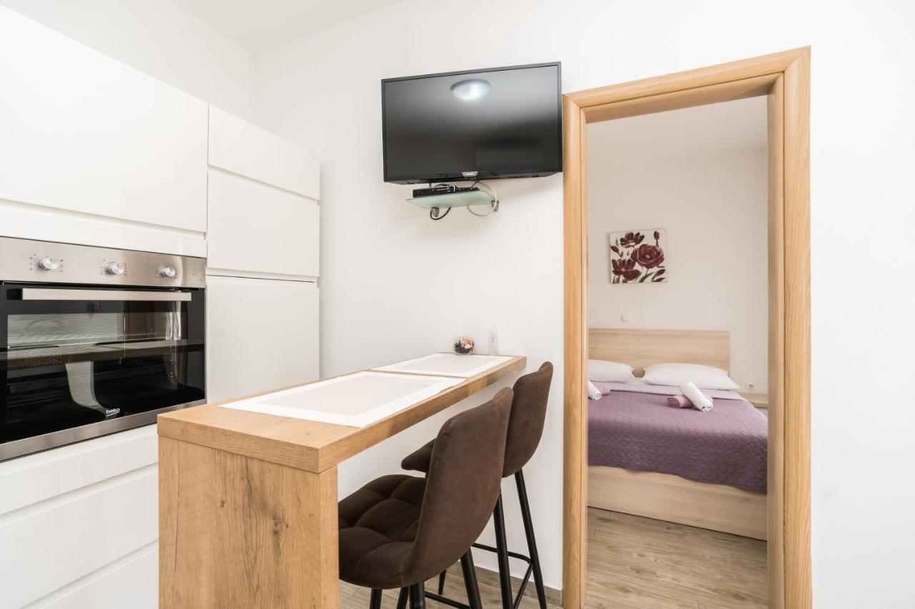 Apartmani Jadranka Starigrad Paklenica Eksteriør bilde